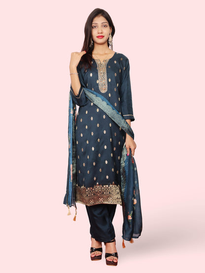 Women's Straight Kurta-Pant, and Dupatta Set-4