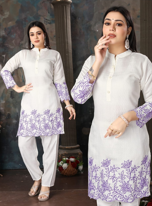 Women Cotton Blend Kurta Pant Set-0